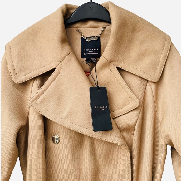 Stunning Ted Baker Fall Coat - Picture 2 of 6